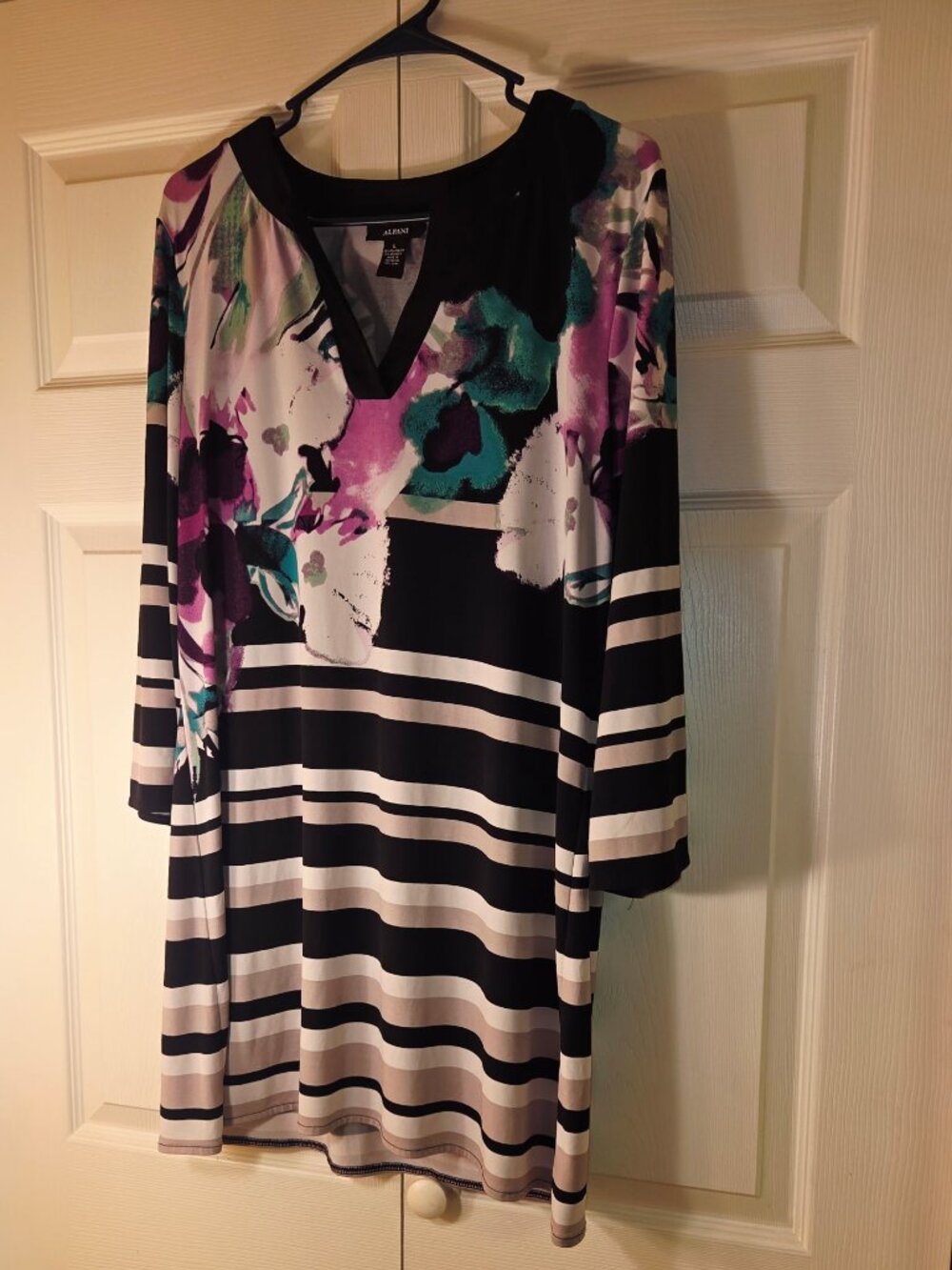 Alfani Dress or Dress Top / Size: L / Abstract Design